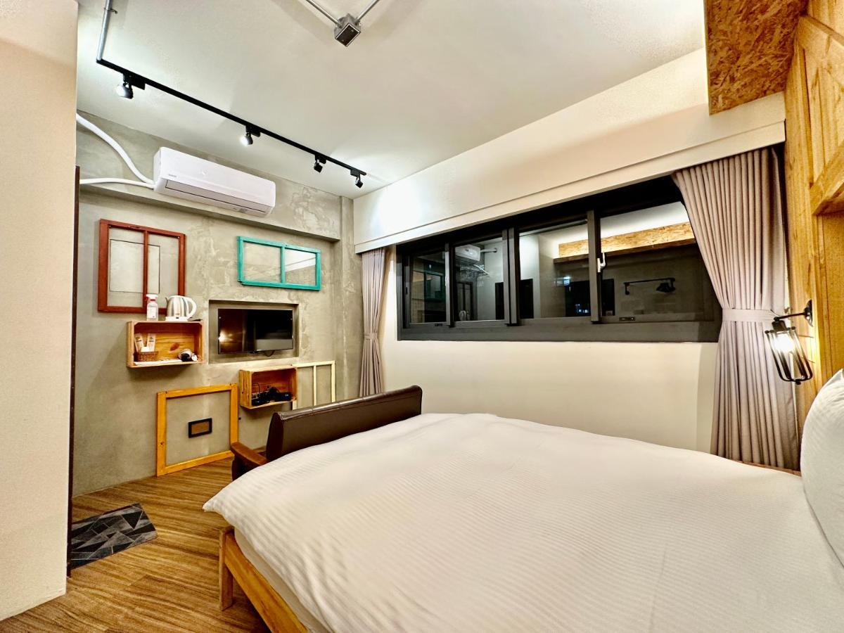 小鹿 Homestay Tchaj-čung Exteriér fotografie
